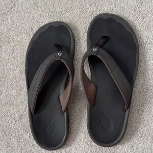 OluKai Women’s Ohana flip flops